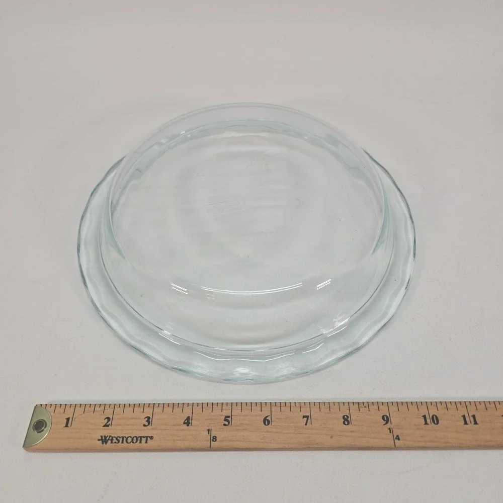 Vintage Pyrex 9.5 Inch Deep Dish Scalloped Rim Glass Pie Plate #C209